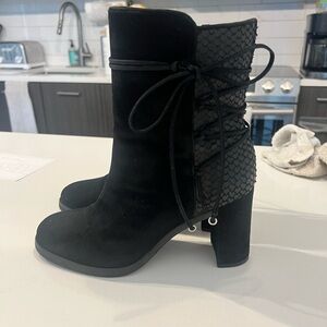 johnston and murphy 8 1/2 black heeled booties